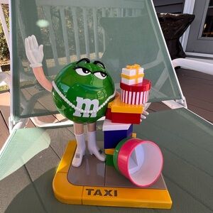M&M'S Green Character Taxi Candy Holder